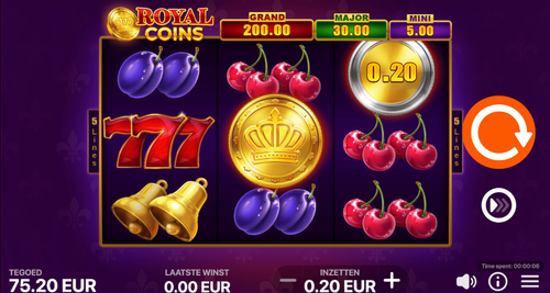 Royal Coins: Hold and Win gameplay